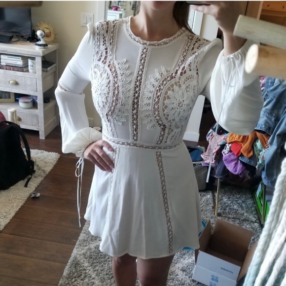 FL&L Penelope Mini Dress - Picture 3 of 8